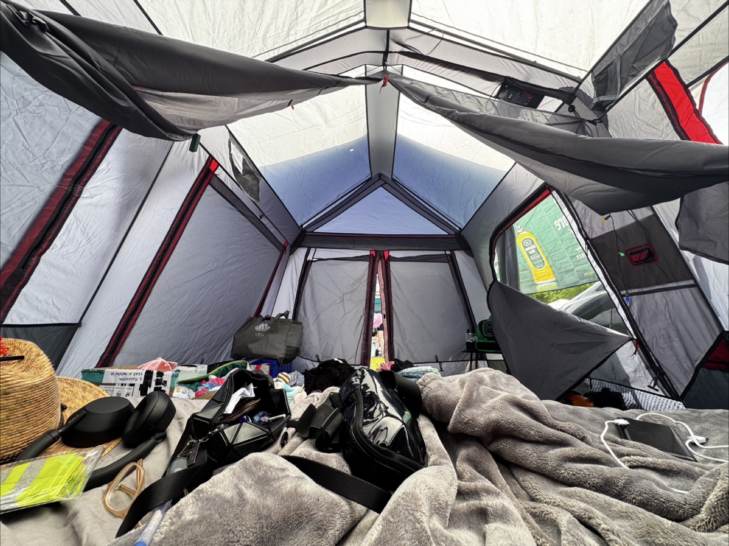 12 Person Tent PLUS mattress, rug, and sun shade - photo 4