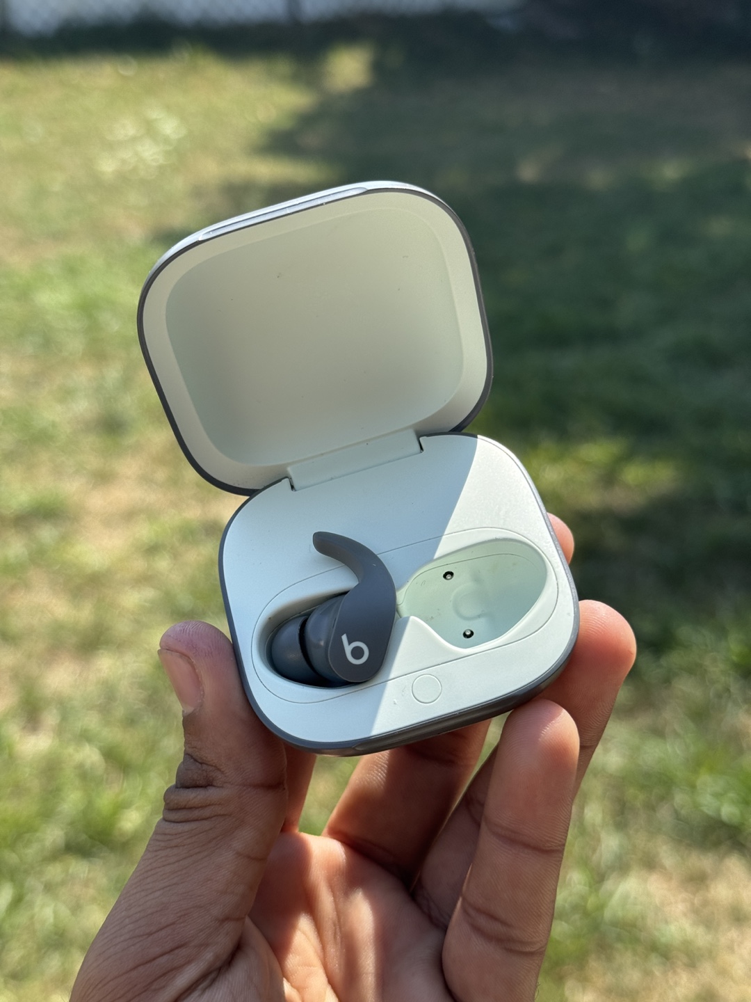 Beats Fit Pro Earbuds - Grey only left side bud - photo 2