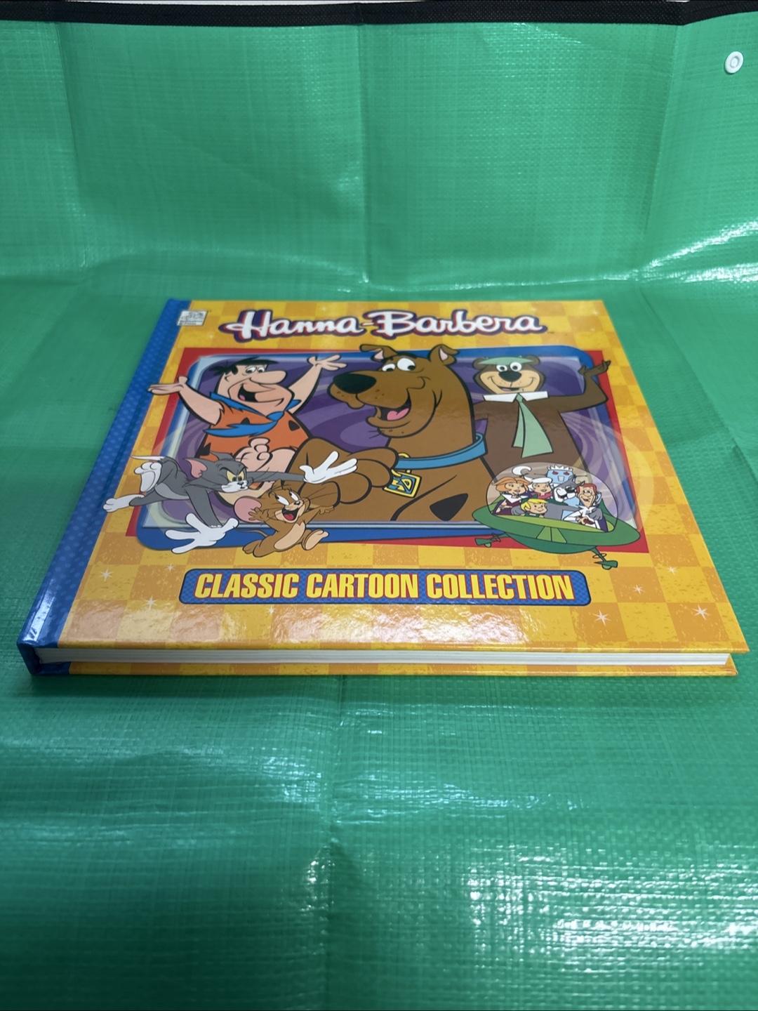 Hanna Barbera Classic Cartoon Collection Book - photo 3