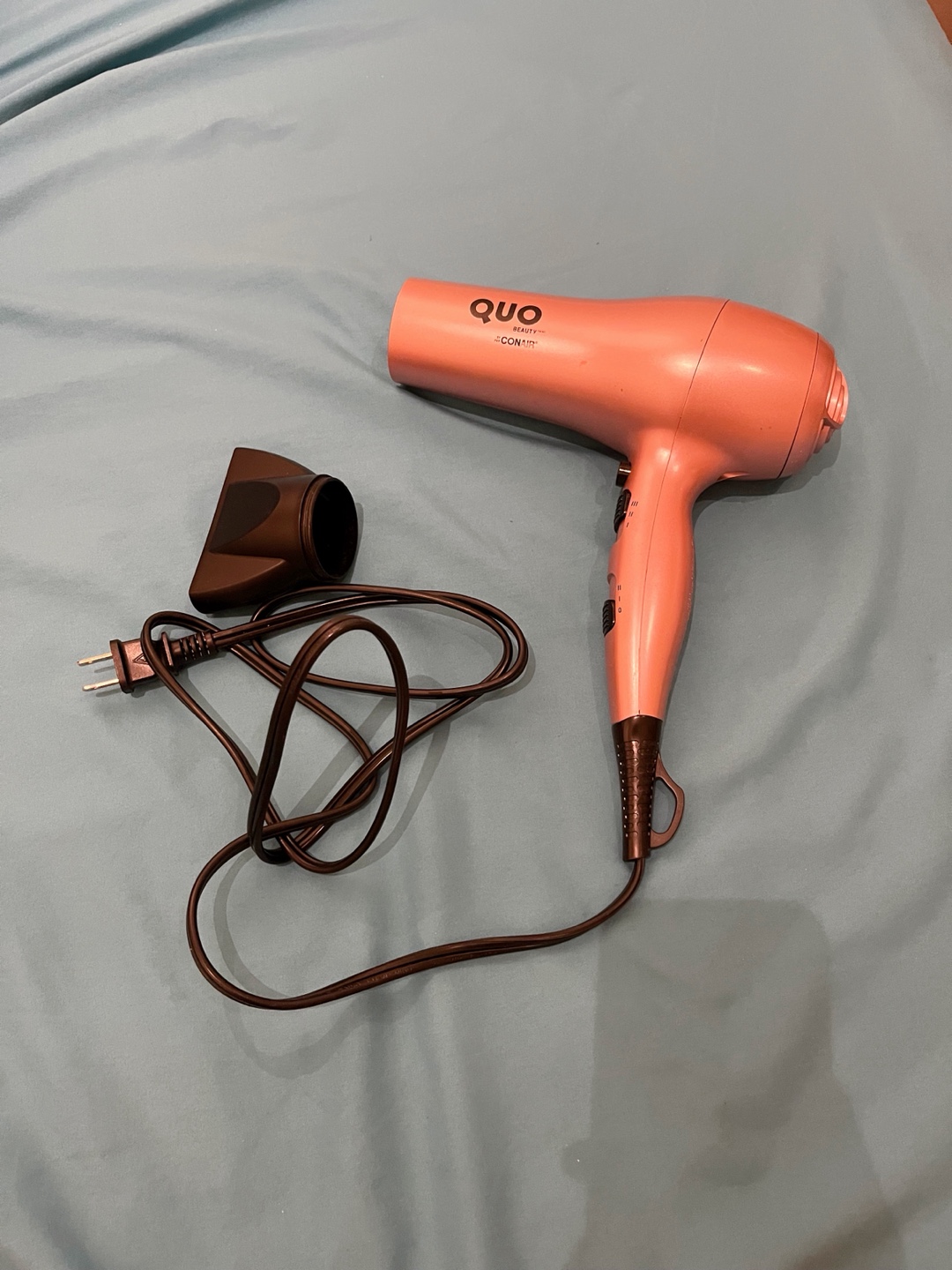 QUO Beauty by Conair hair dryer