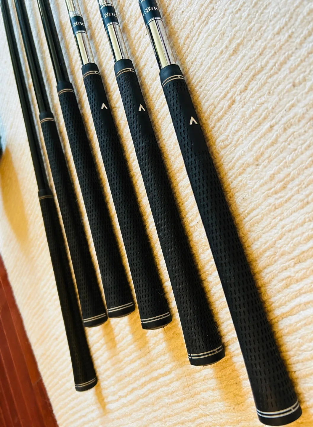 Cougar Weekender Golf Set (MB-808, Adult, Right Hand) image indicator(10)