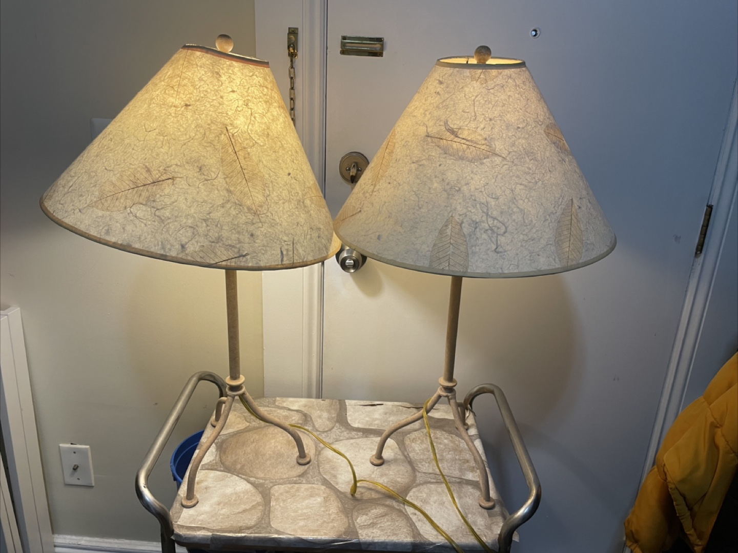 Matching Table Lamps - Set of 2 - photo 2