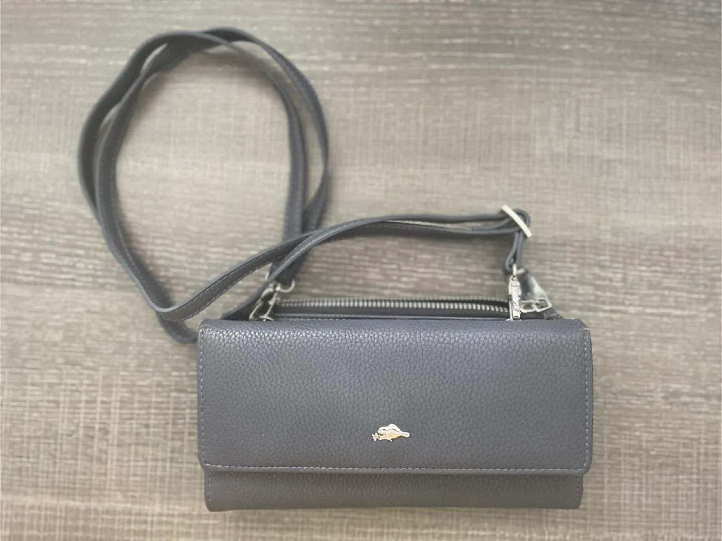 Roots Aubergine Crossbody Wallet/ Purse image indicator(3)