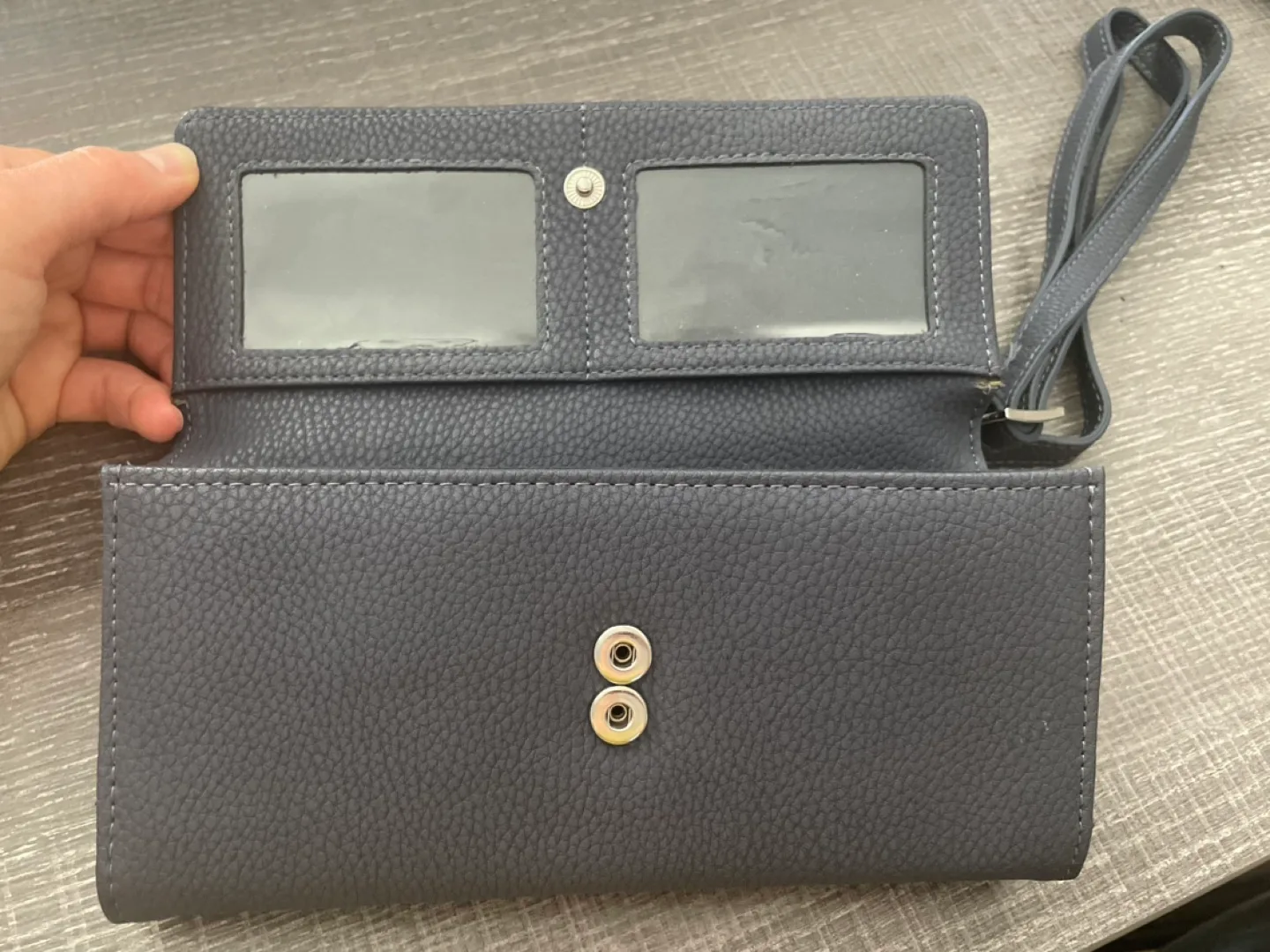 Roots Aubergine Crossbody Wallet/ Purse image indicator(6)