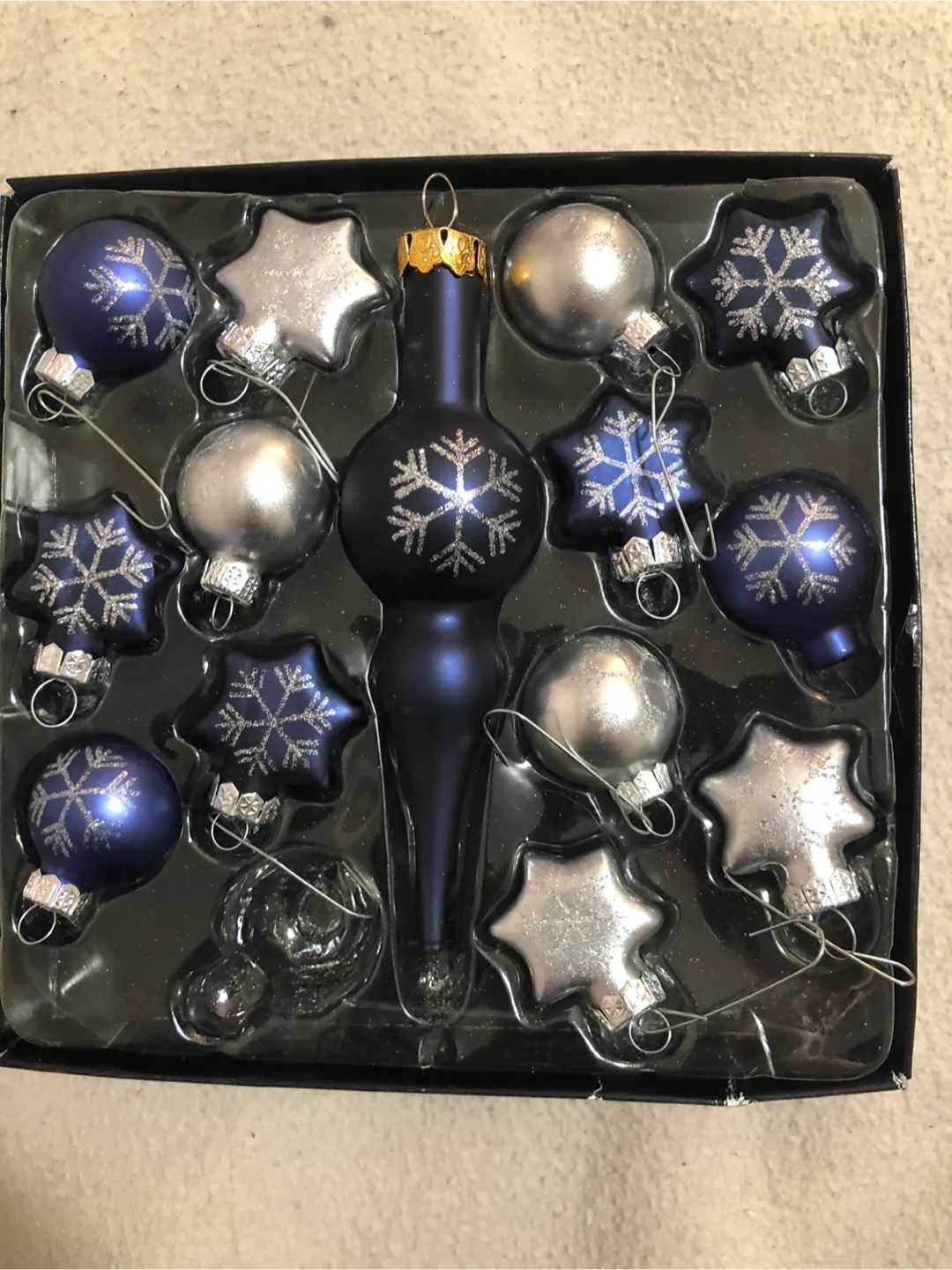 Christmas Ornament Set thumbnail