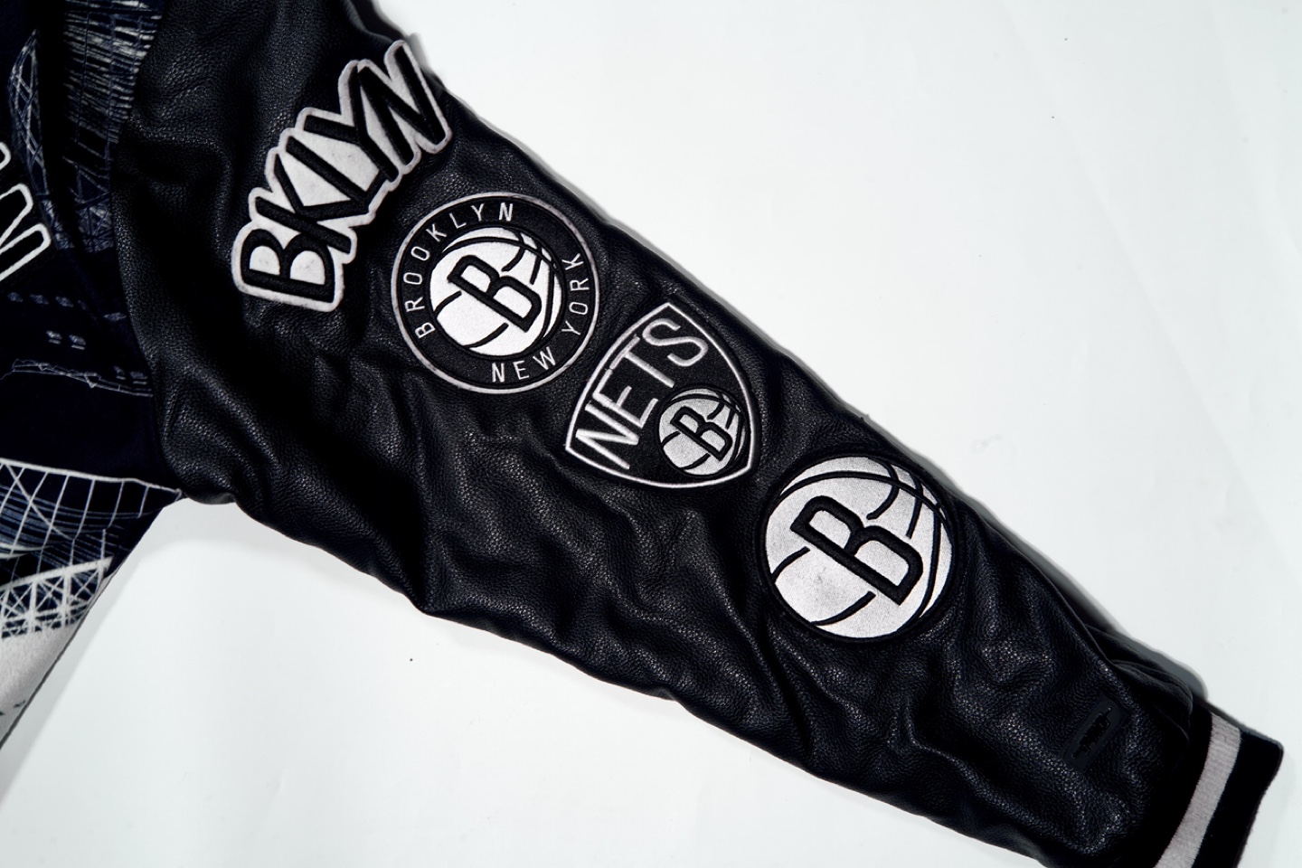 Pro Standard Brooklyn Nets Varsity Jacket 3XL - photo 4