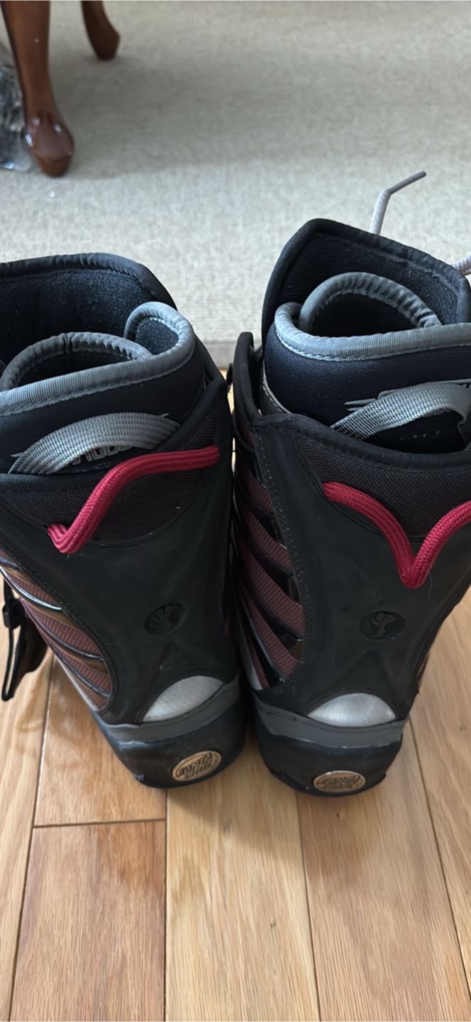 Santa Cruz Snowboard Boots - photo 2