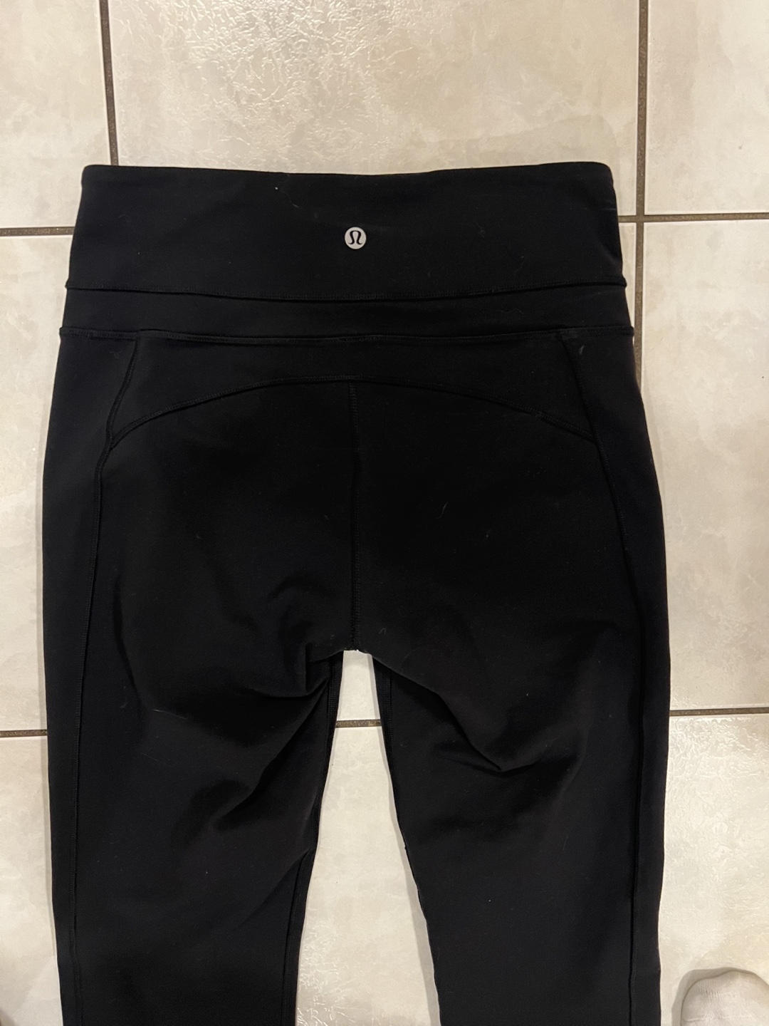 Lululemon Black straight leg Pants - Size 8 - photo 3
