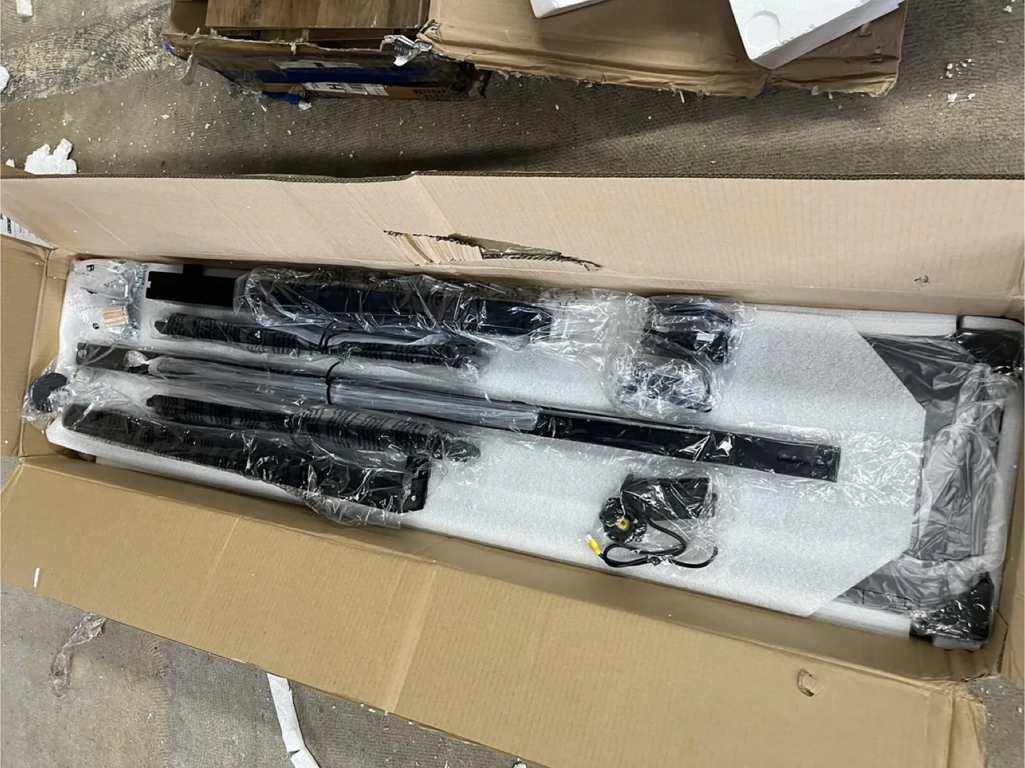 Brand New-55”x24” Black Electric Standing Desk - Open Box image indicator(5)