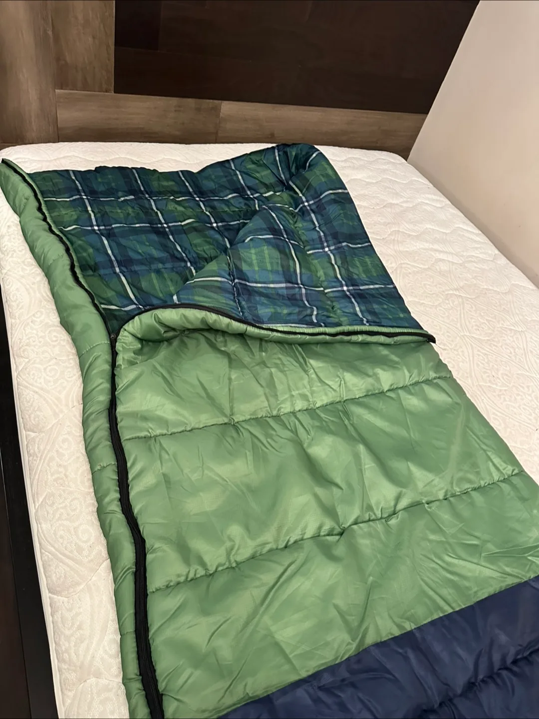 Sleeping Bag - Green & Blue thumbnail