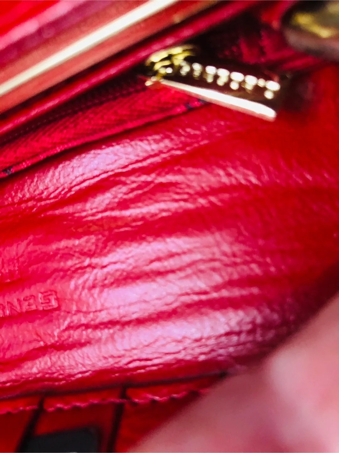 Gregorio Red Leather Butterfly Wallet image indicator(4)