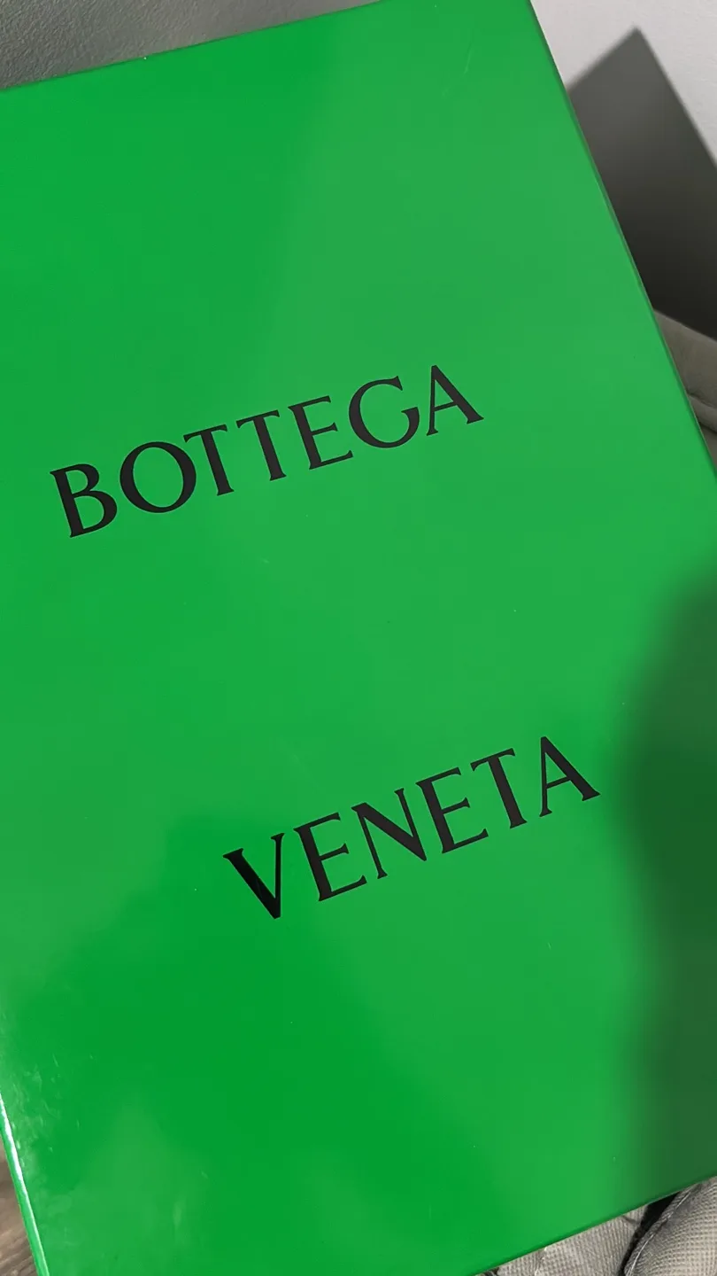 Bottega Orbits image indicator(3)