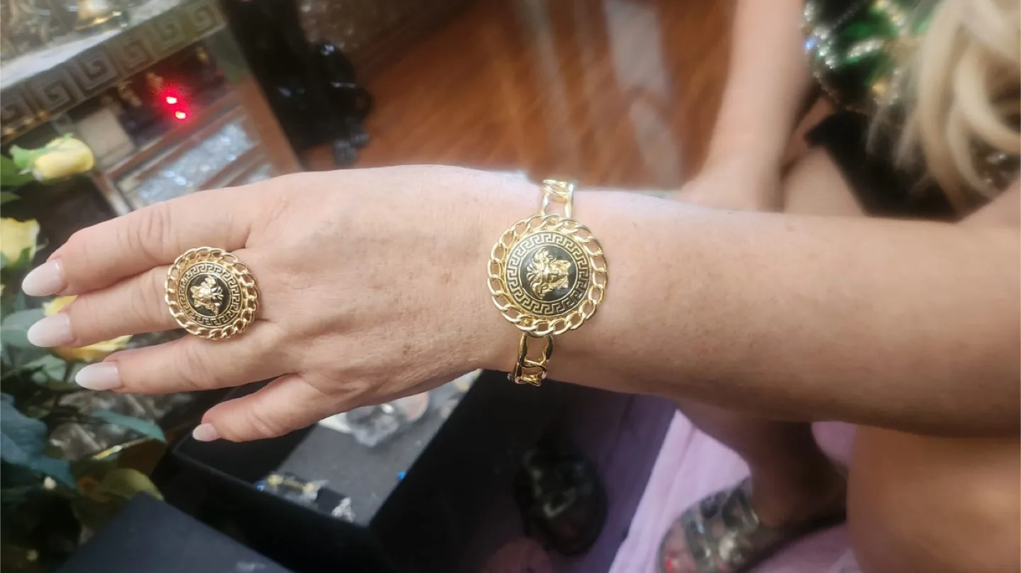 Versace Bracelet & Ring Set - Gold plated image indicator(4)