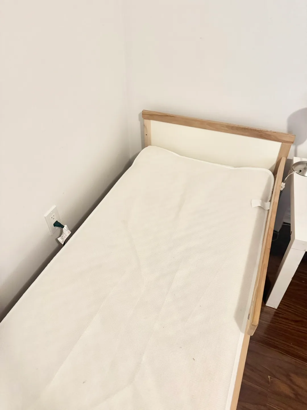 Toddler-IKEA SNIGLAR Bed Frame with Slatted Base image indicator(2)