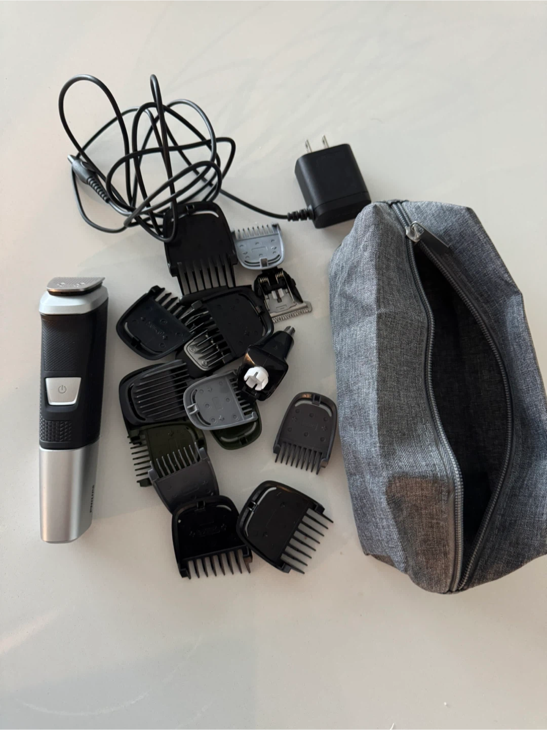 Brand New Condition Philips – All-in-One Trimmer (18 Pieces)