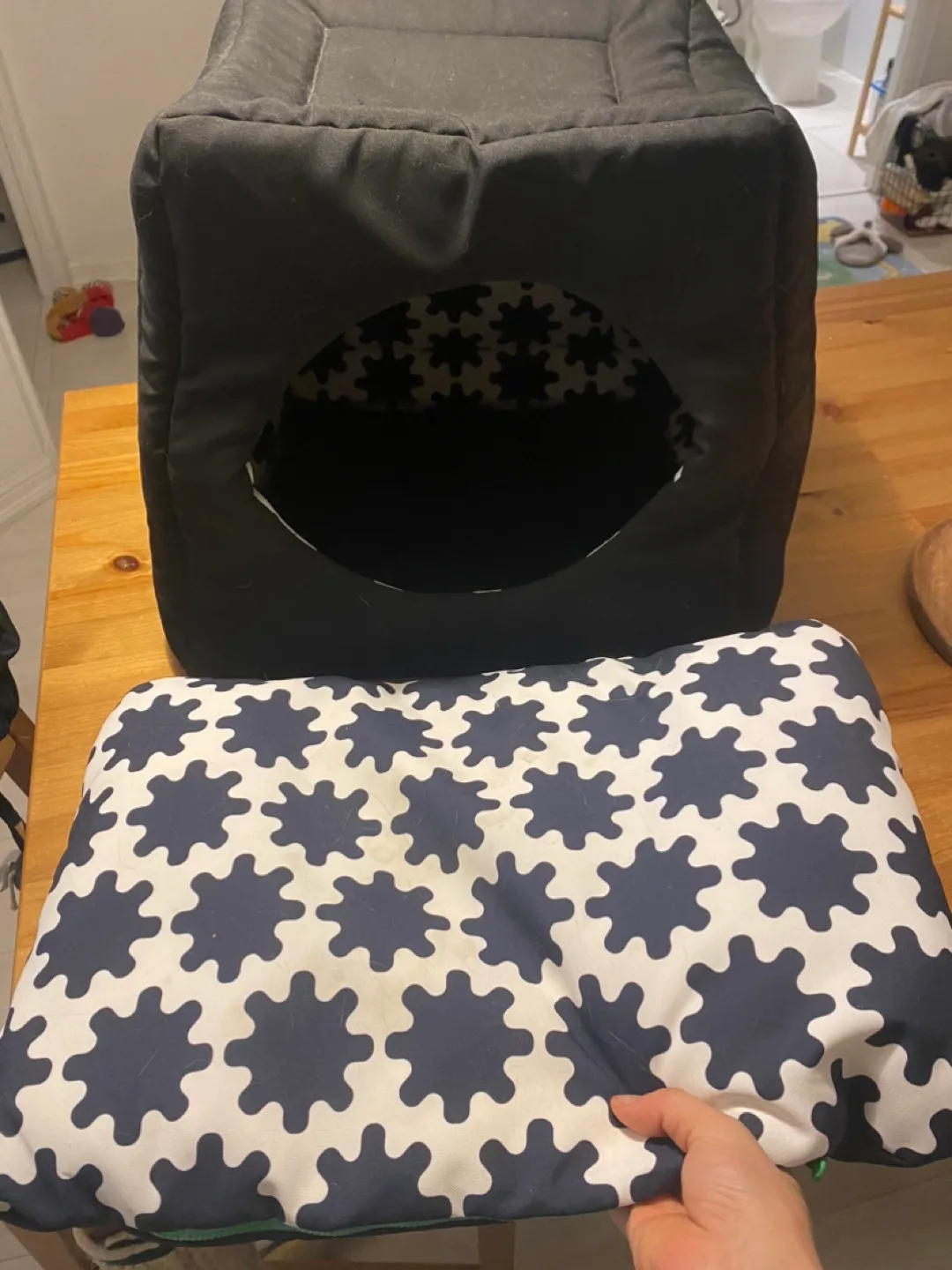 IKEA Cat House/Bed - Black image indicator(2)