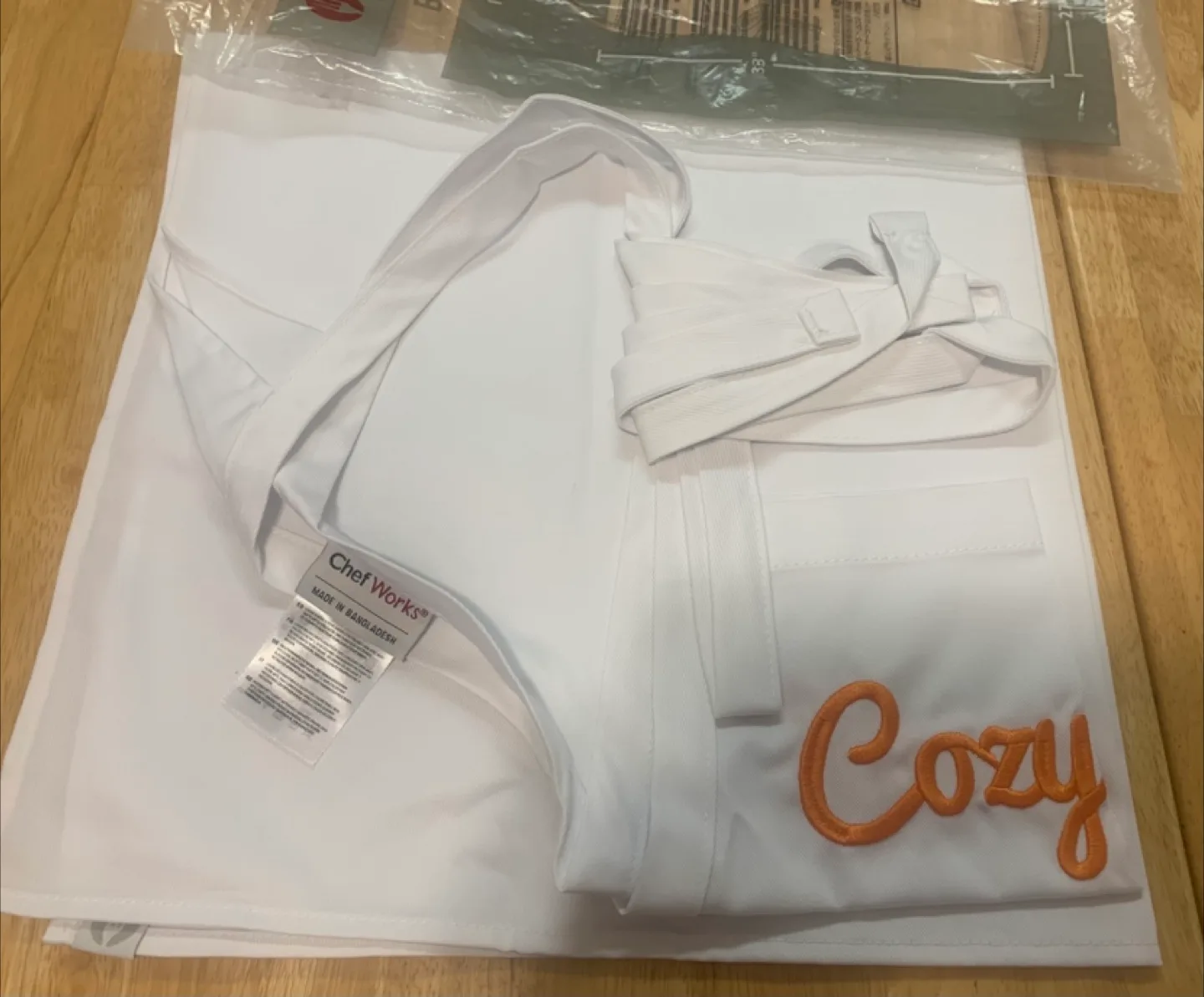 white Apron. Address: V5T 0J5 image indicator(2)