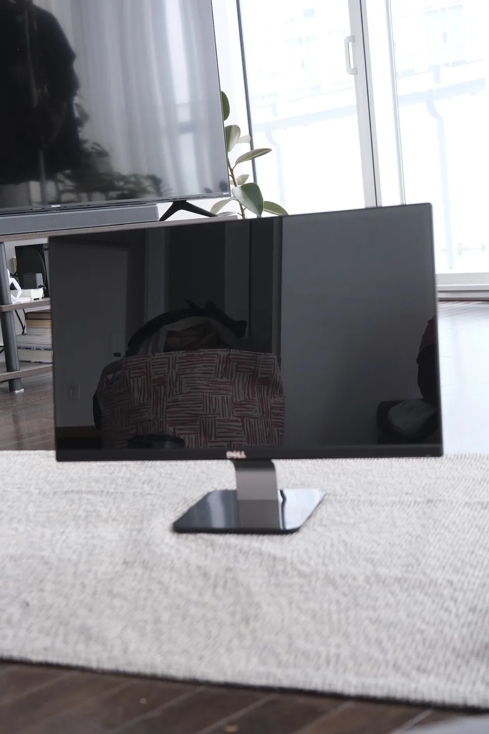 Dell S2340Lc 23” Monitor – Crisp, Sleek, Ready to Work thumbnail