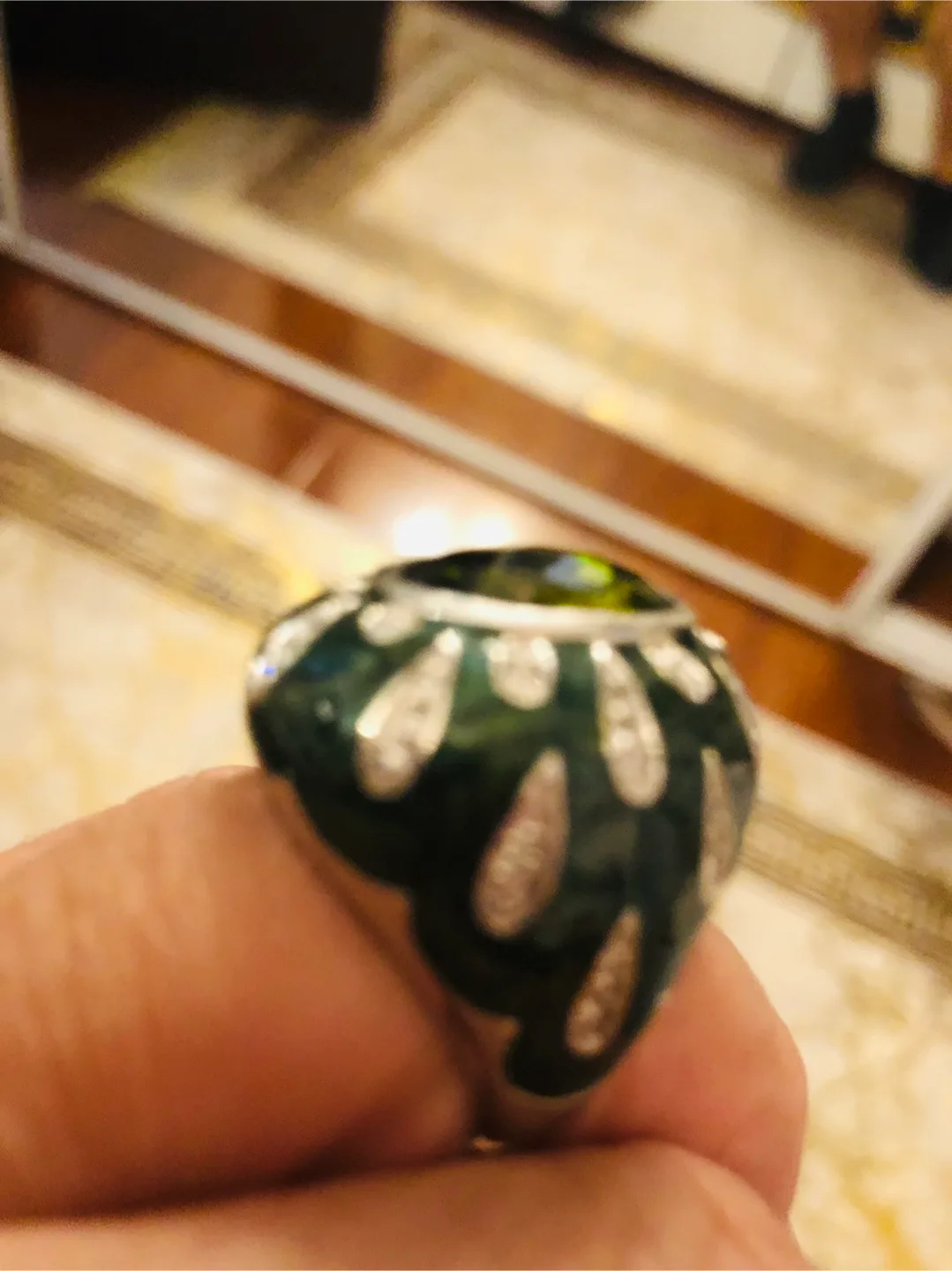 Real silver stamped Ring with green stone9/10 image indicator(2)