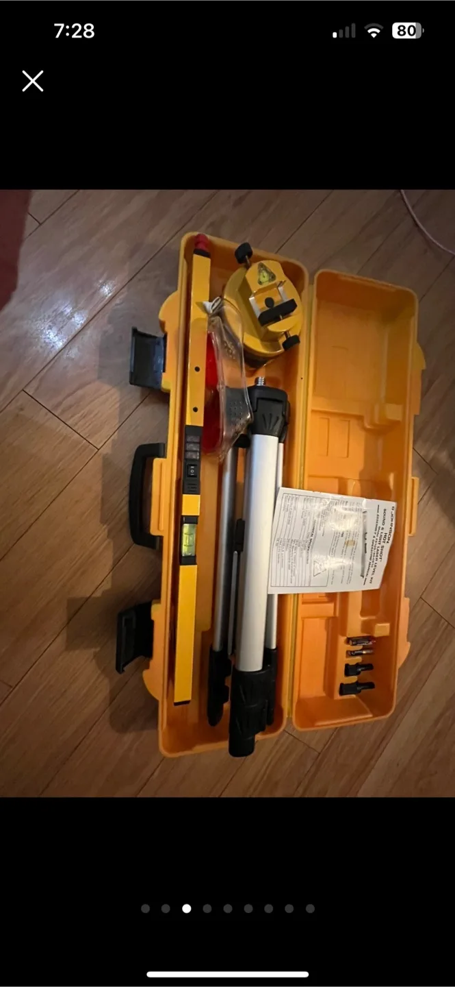 Johnson Hot Shot Sound & Light Laser Level Kit image indicator(2)