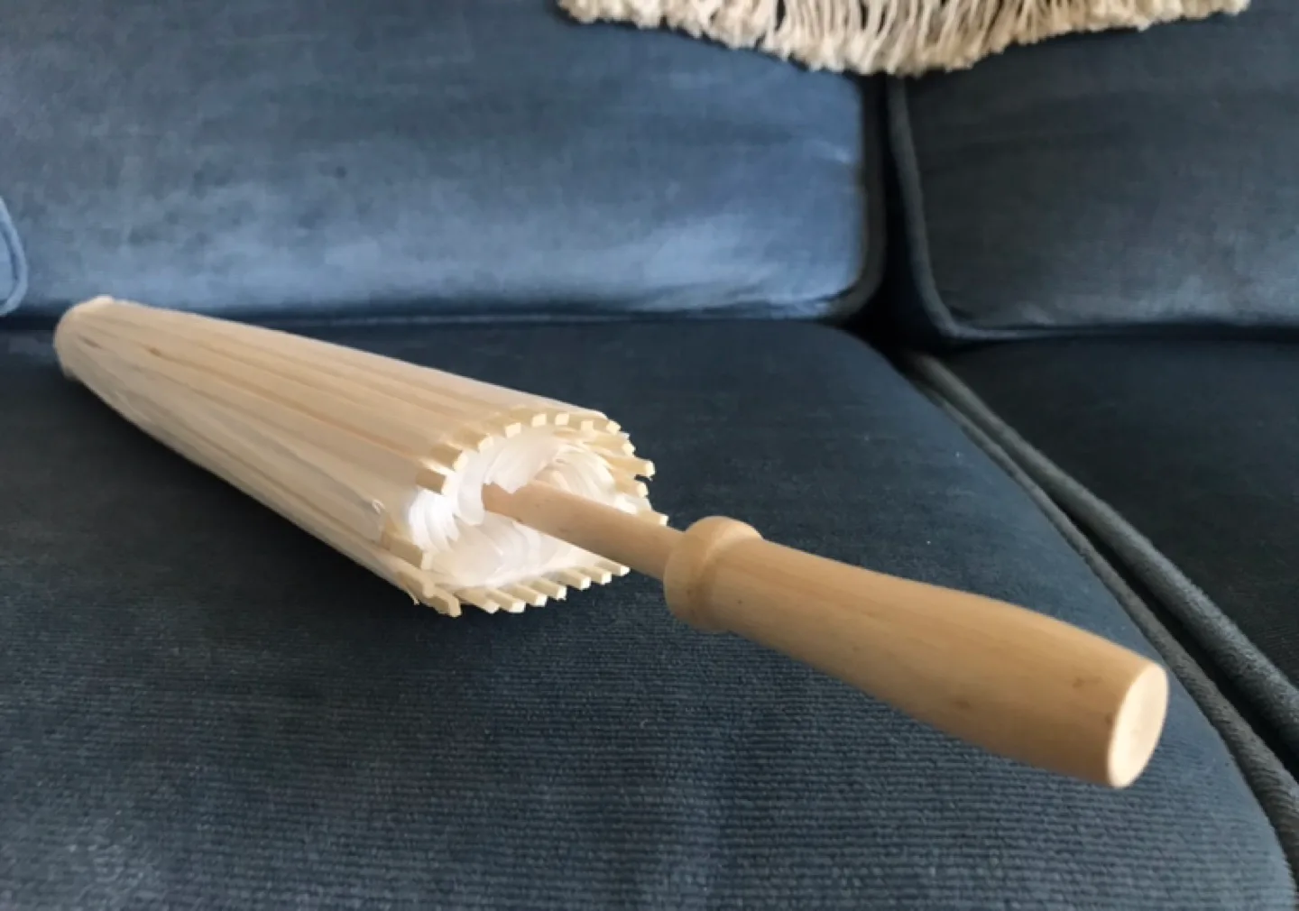 Lovely Parasol with Bamboo Handle ☀️ image indicator(3)