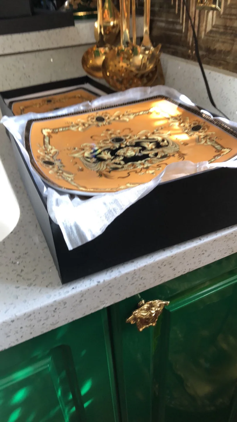 Versace Medusa Gala Square Plate Set image indicator(5)