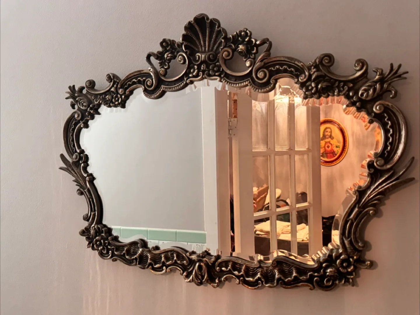 Ornate Decorative Wall Mirror thumbnail