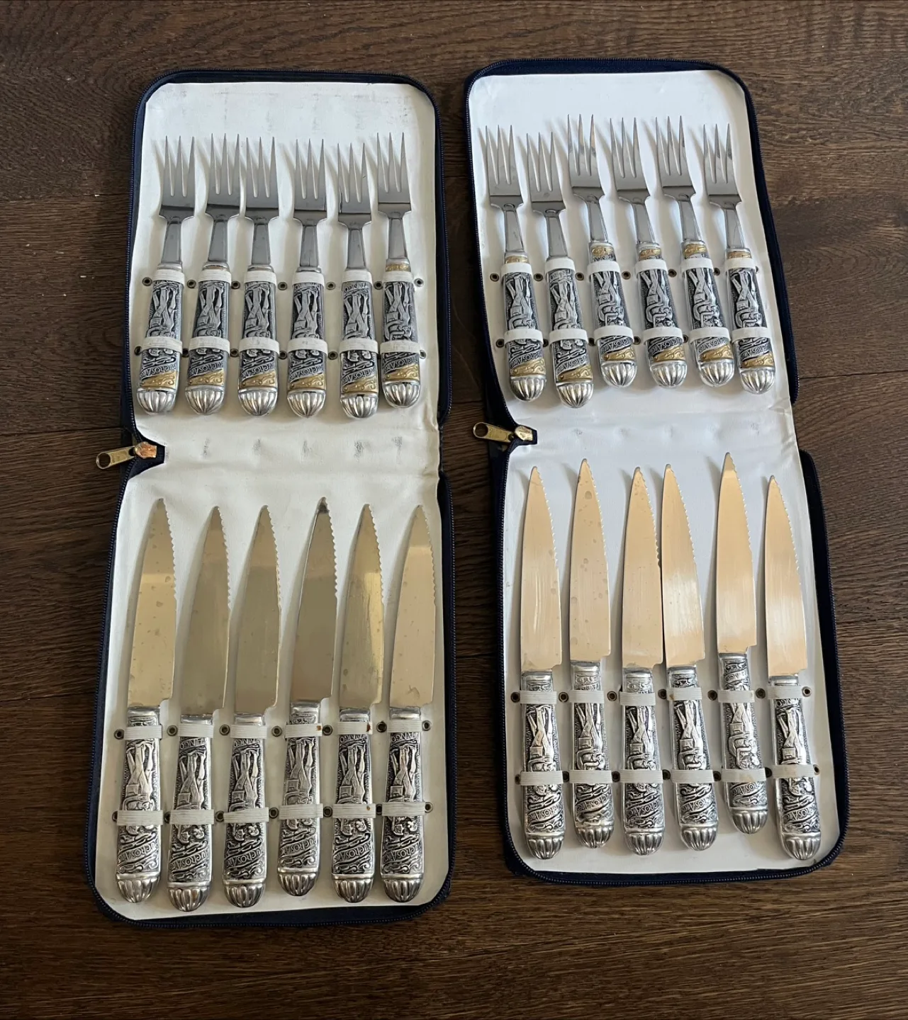 Vintage Silver Cutlery Set - Knives & Forks image indicator(3)