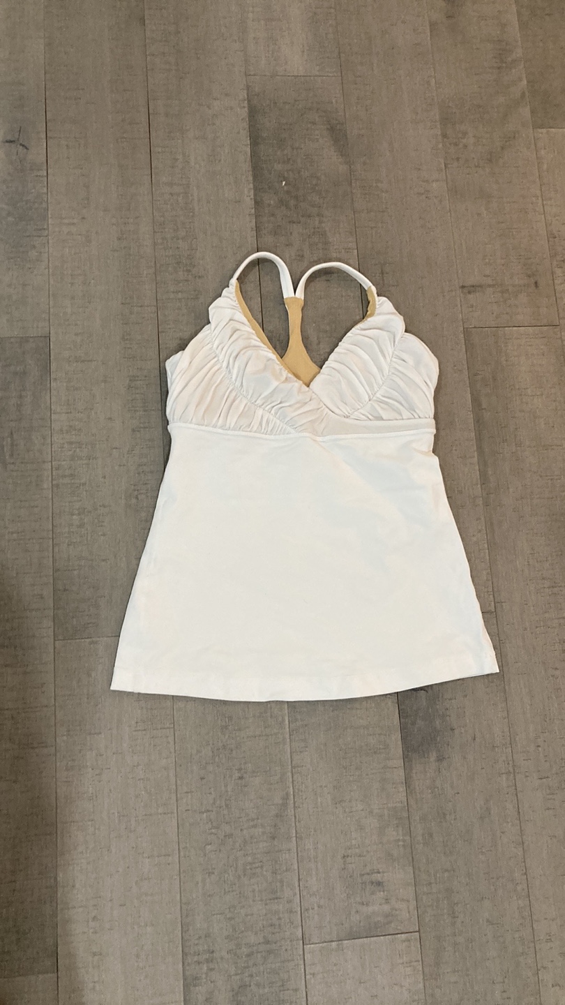 Lululemon White ruched/cross cross tank * US XS or US 3/4