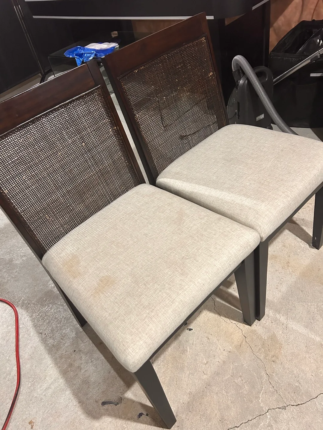 Set of 2 Dining Chairs image indicator(2)