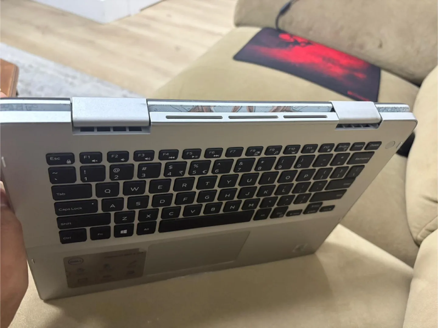 Dell Inspiron 5491 2n1 Laptop image indicator(4)