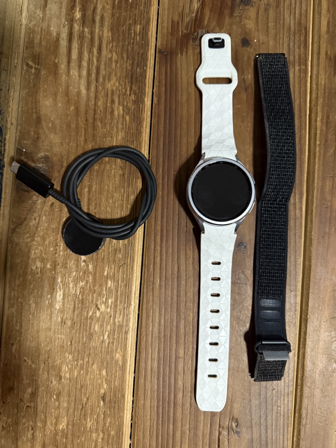 🔥 Samsung Galaxy Watch 6 LTE – Like New + Extra Bands! 🔥 - photo 2