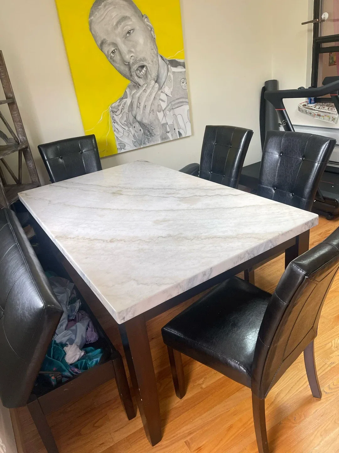 Marble Dining Table with 6 Chairs image indicator(3)