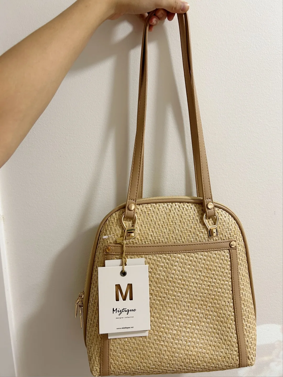 BRAND NEW CONVERTIBLE BACKPACK/ SHOULDER BAG thumbnail