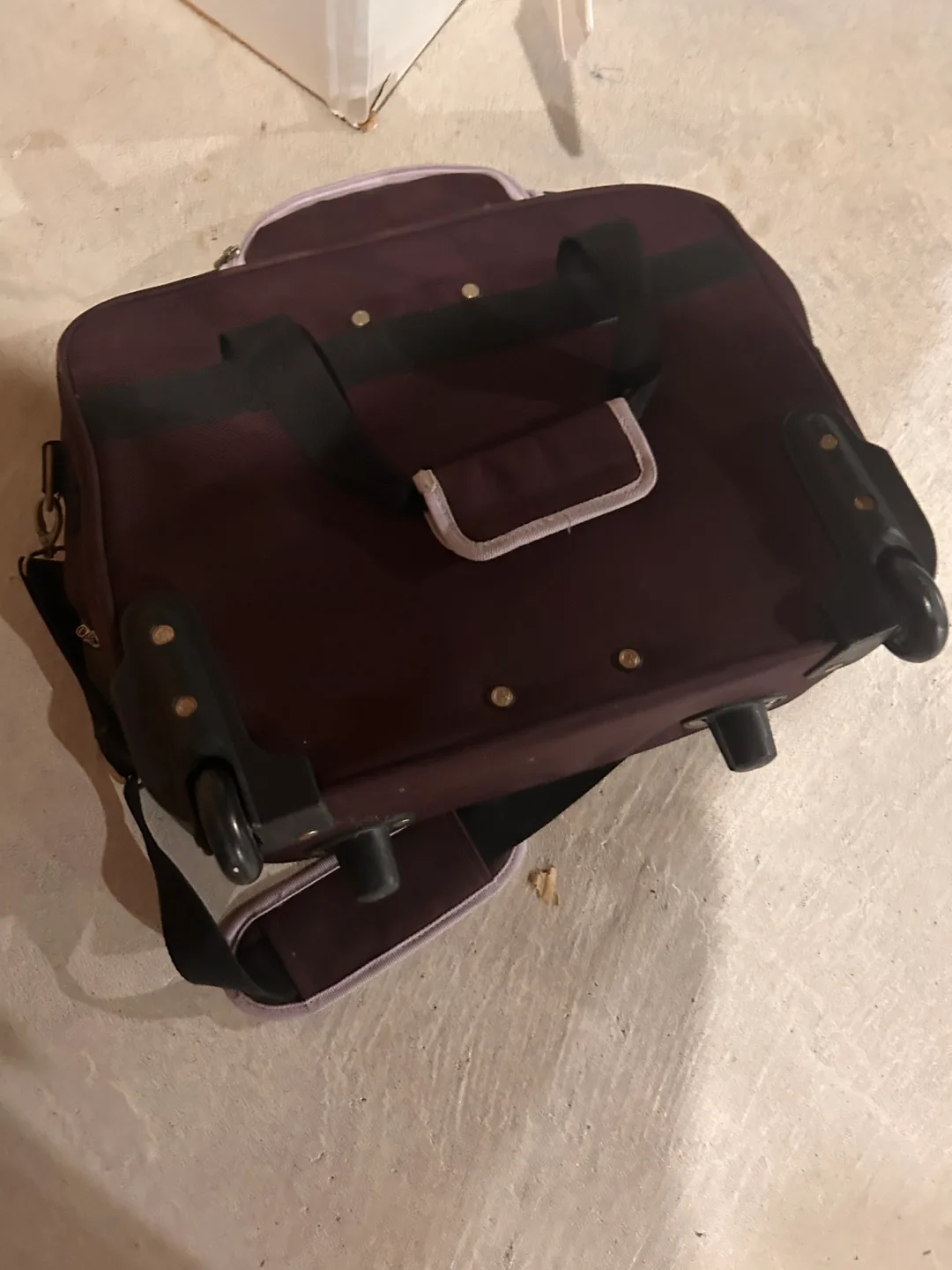 Swiss Gear Rolling Carry-On Bag image indicator(3)