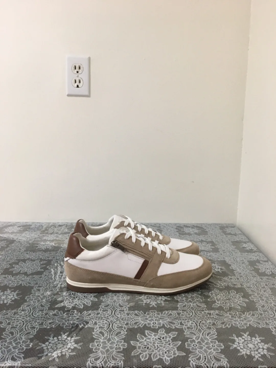 Geox Men's Sneakers shoes image indicator(2)