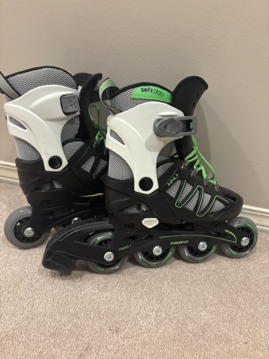 Firefly H4.1 Inline Skates - Size 7 Kids - photo 2