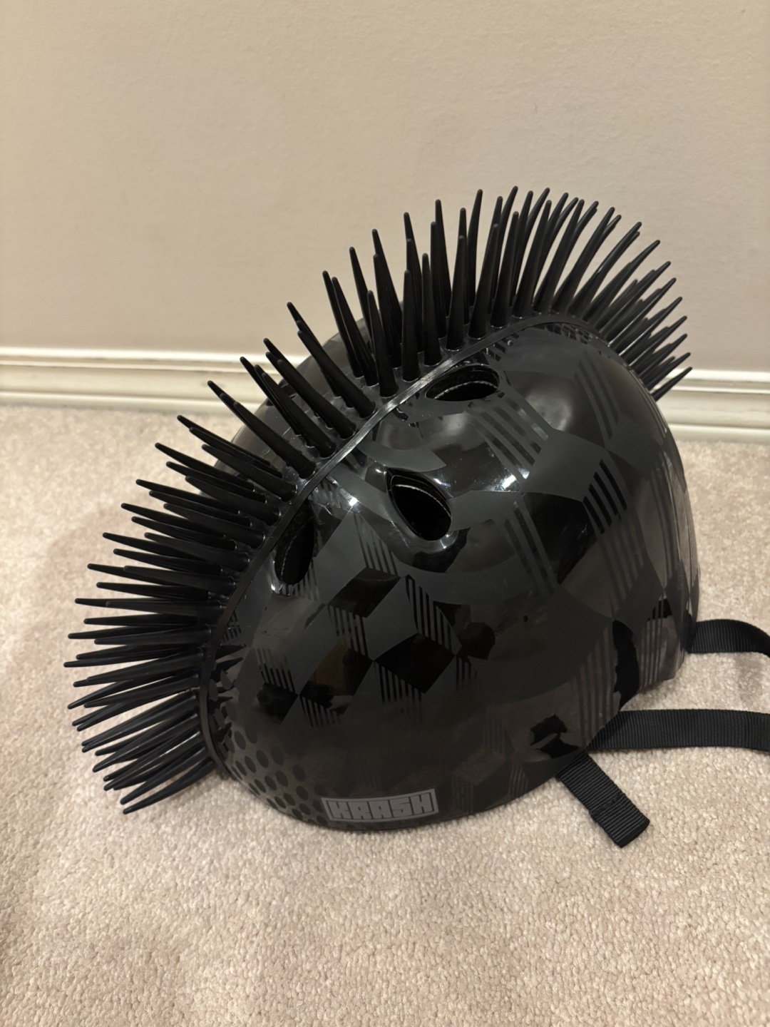 Mohawk Helmet - Youth Size M - photo 2