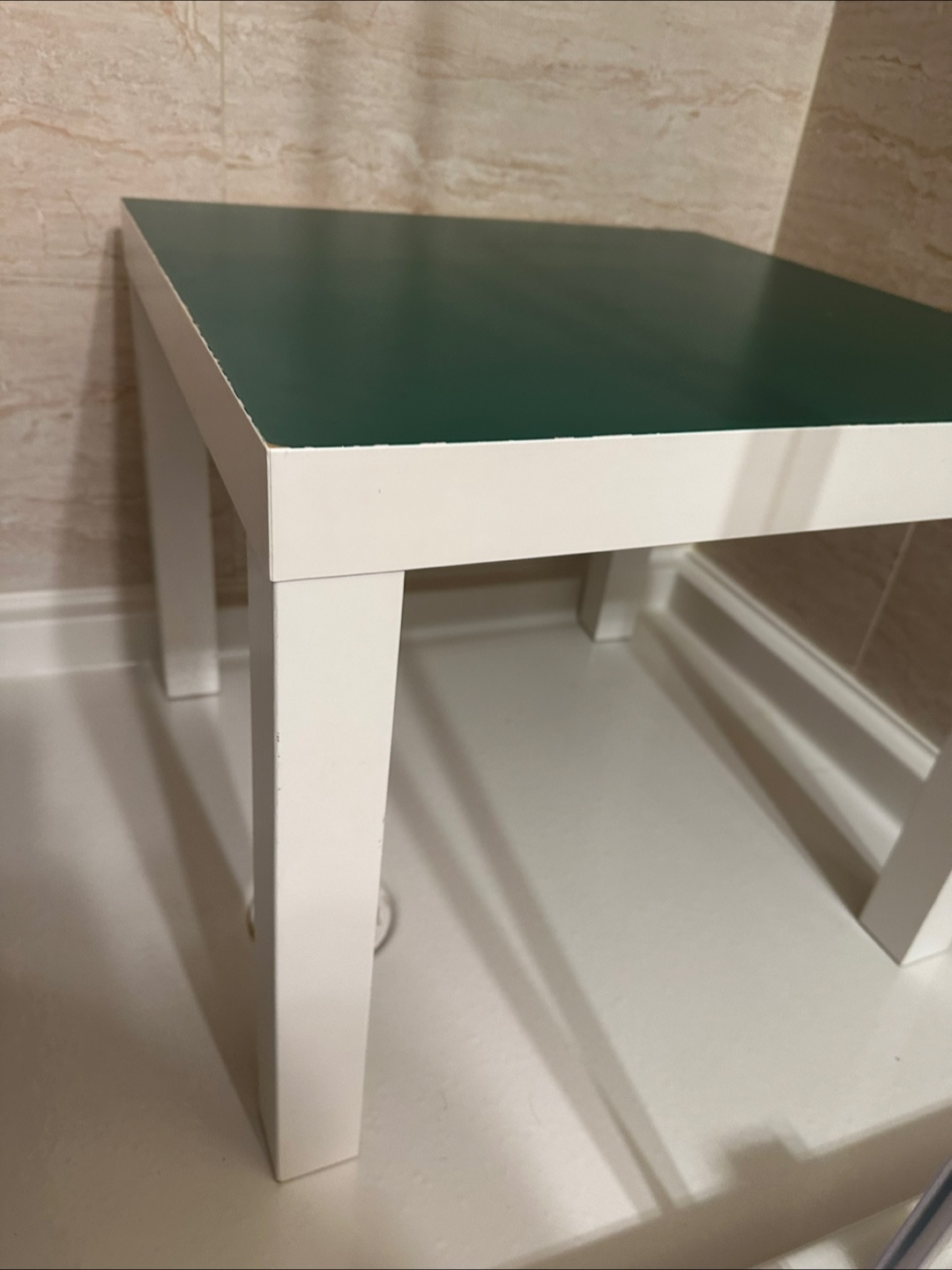 Green Top White Legs Table - photo 3