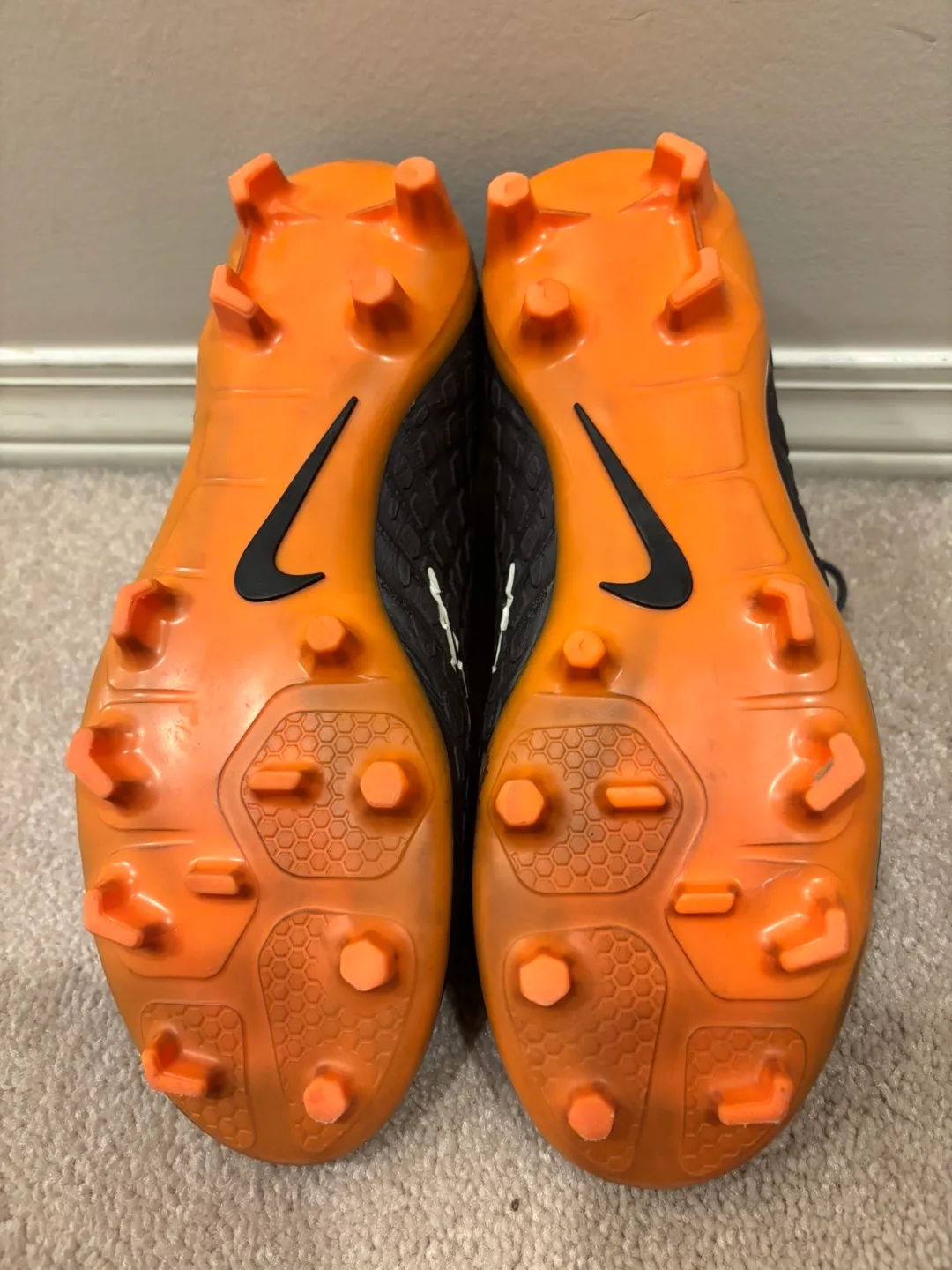 Nike HypervenomX Proximo Soccer Shoes- size 5Y US Kids image indicator(4)