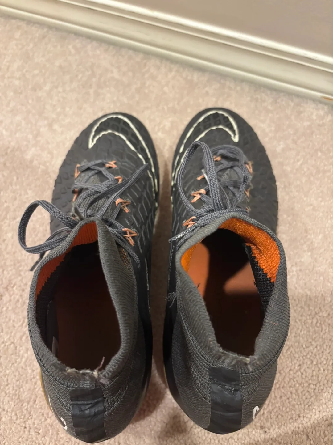 Nike HypervenomX Proximo Soccer Shoes- size 5Y US Kids image indicator(2)