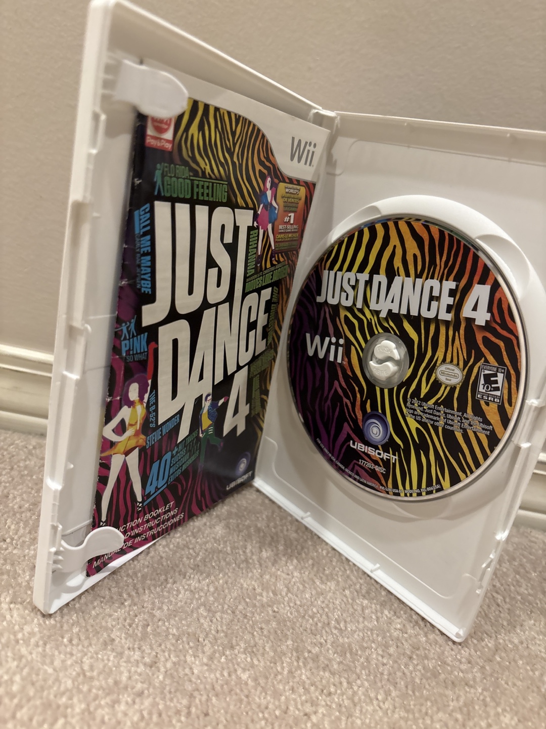 Just Dance 4 for Wii - photo 2
