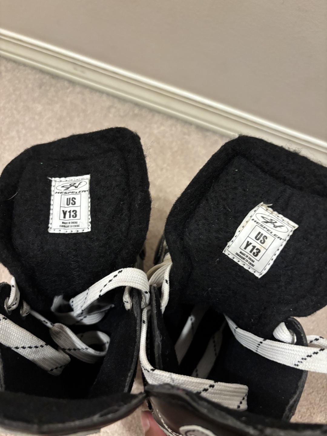 Hespeler Youth Ice Skates - Size Y13 - photo 2