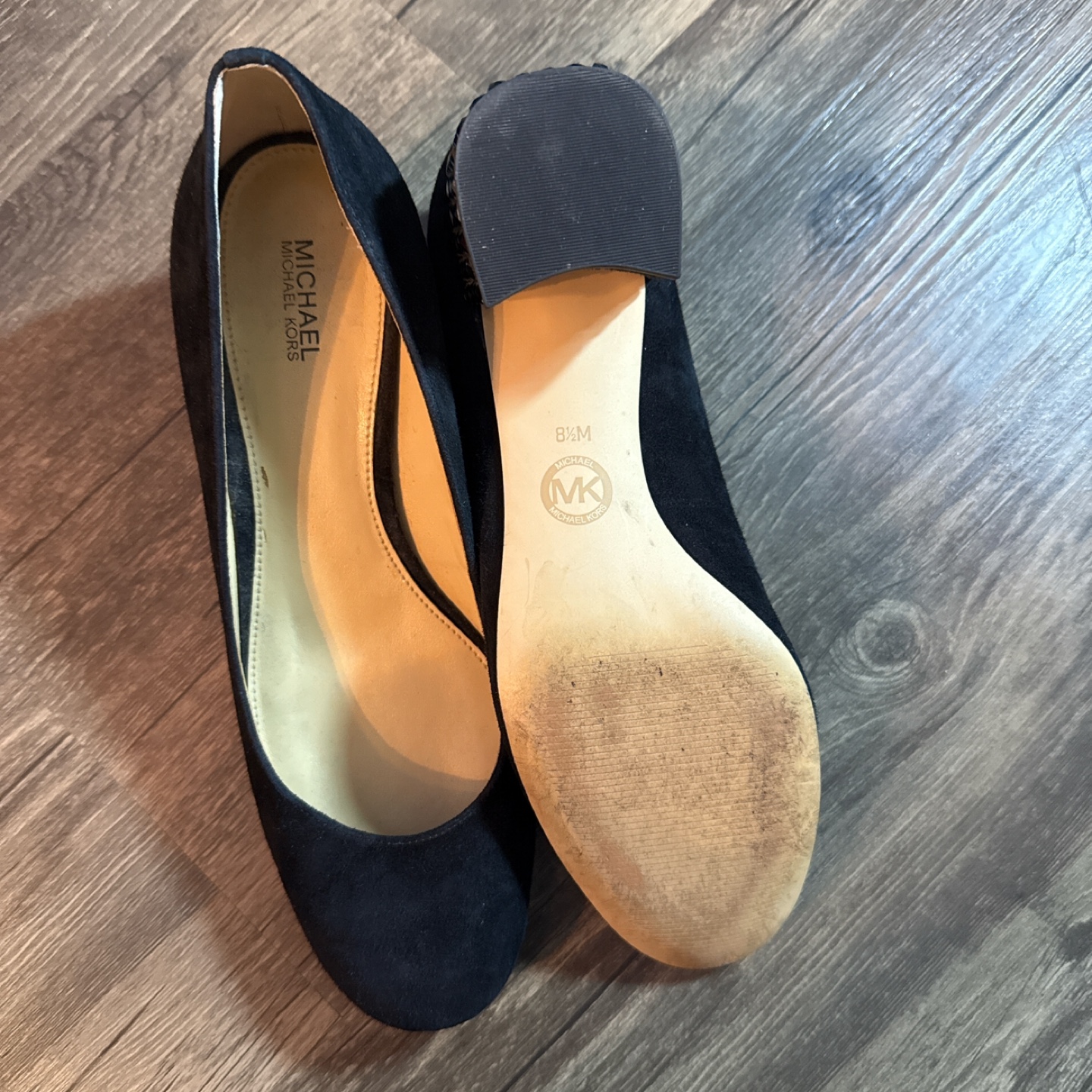 Michael Kors Black Suede Pumps - Size 8.5M - photo 3