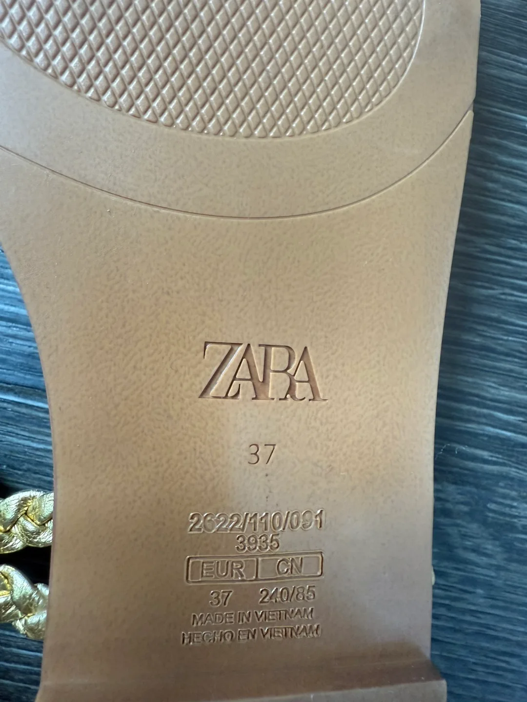 Zara Gold Braided Sandals - Size 37 image indicator(3)