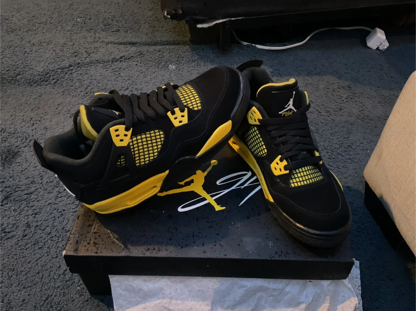 Jordan 4 Retro Black Thunder - Size 6.5Y thumbnail