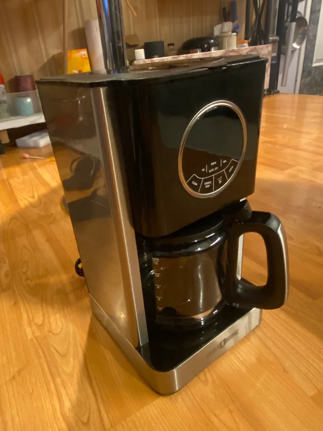 12-Cup Programmable Coffee Maker image indicator(2)