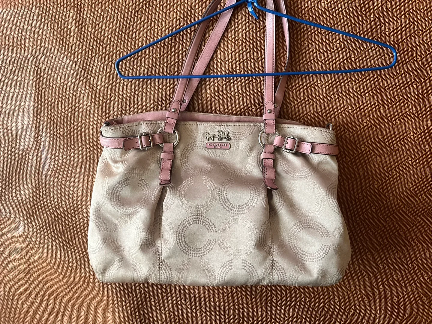 💥Authentic Coach Handbag👜 thumbnail