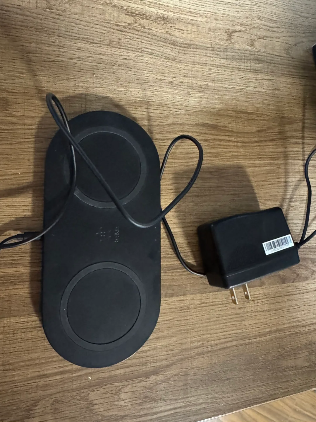 Belkin Wireless Charging Pad with Adapter image indicator(2)
