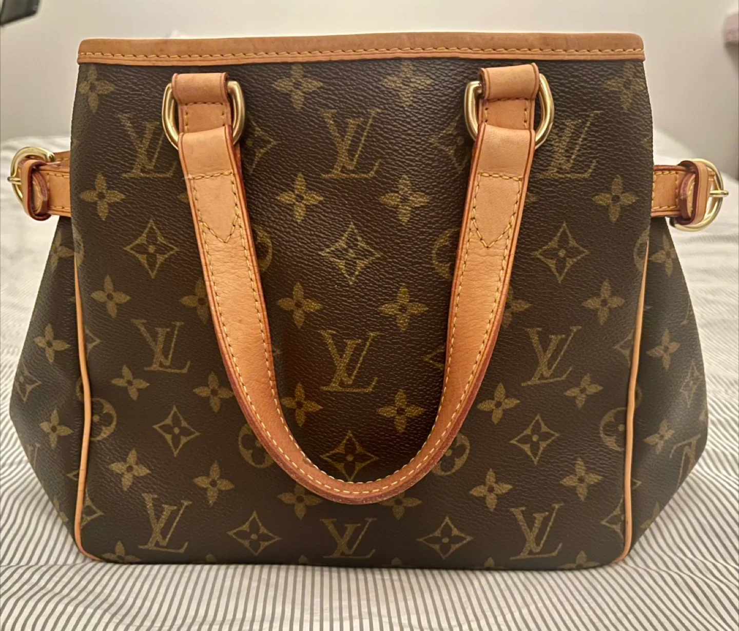 Louis Vuitton Batignolles Pm thumbnail